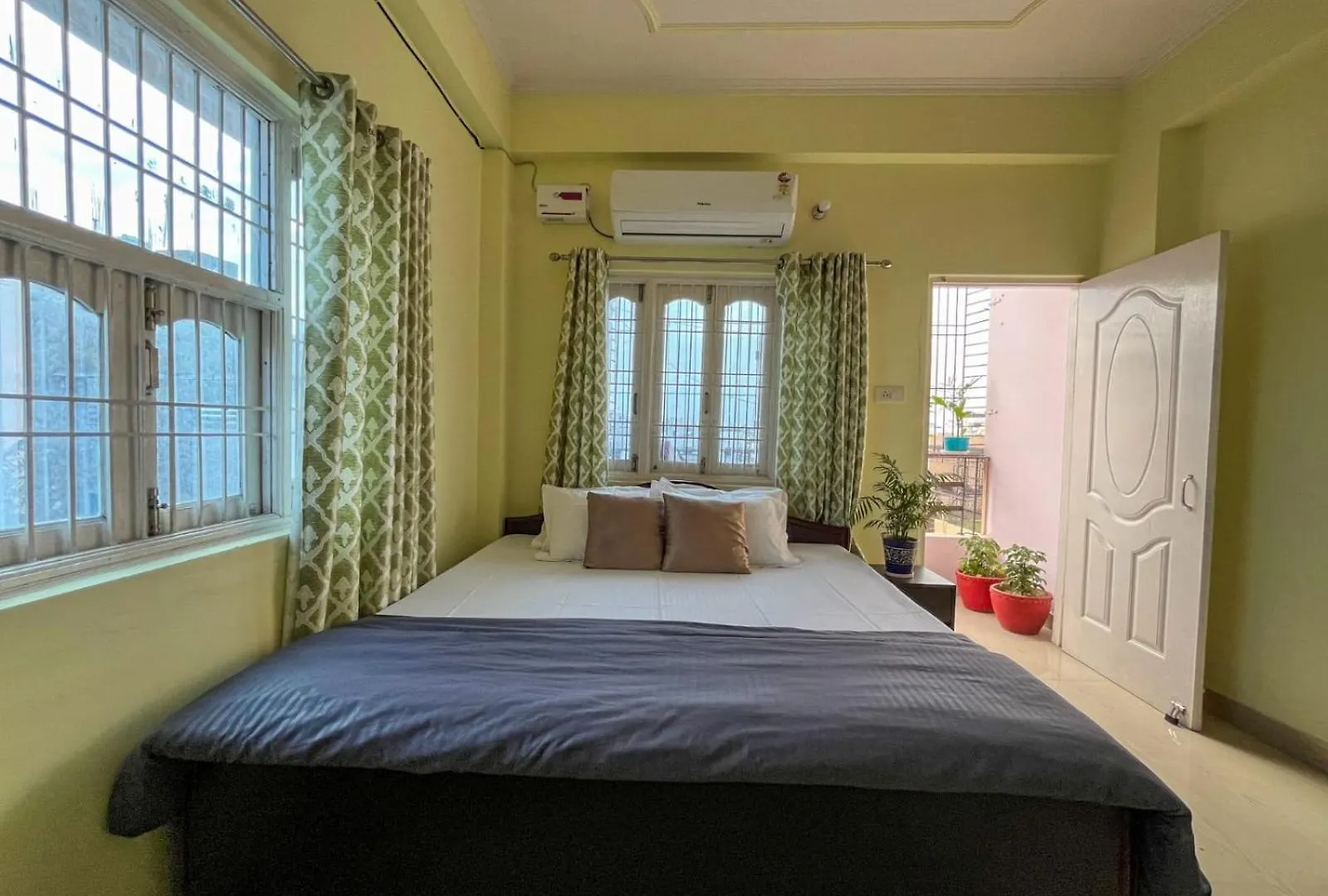 Shri Prabha Kashi Apartment Varanasi